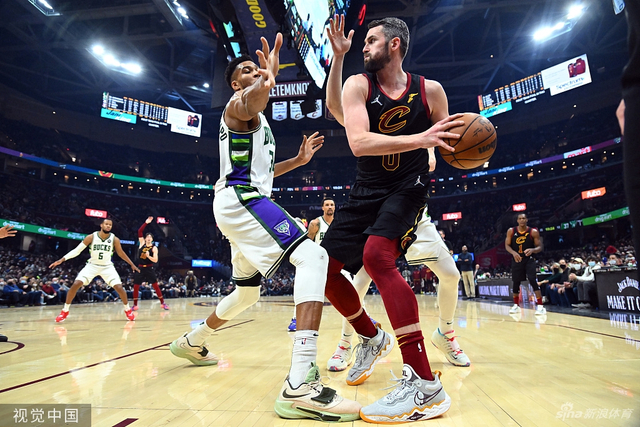 吝赞美之词 吝赞美之词