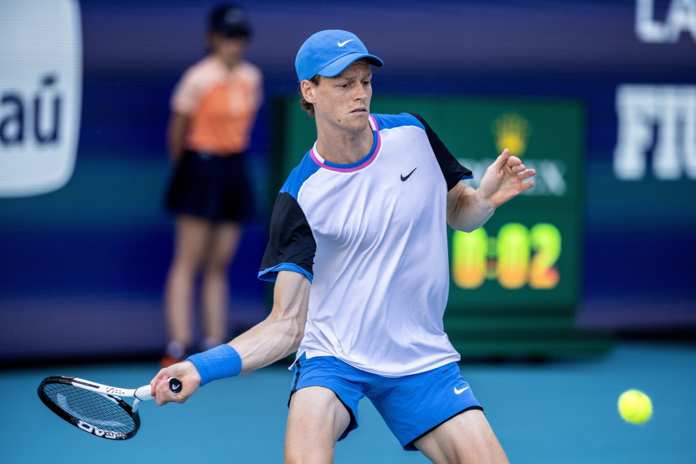 仅展现了他 仅展现了他